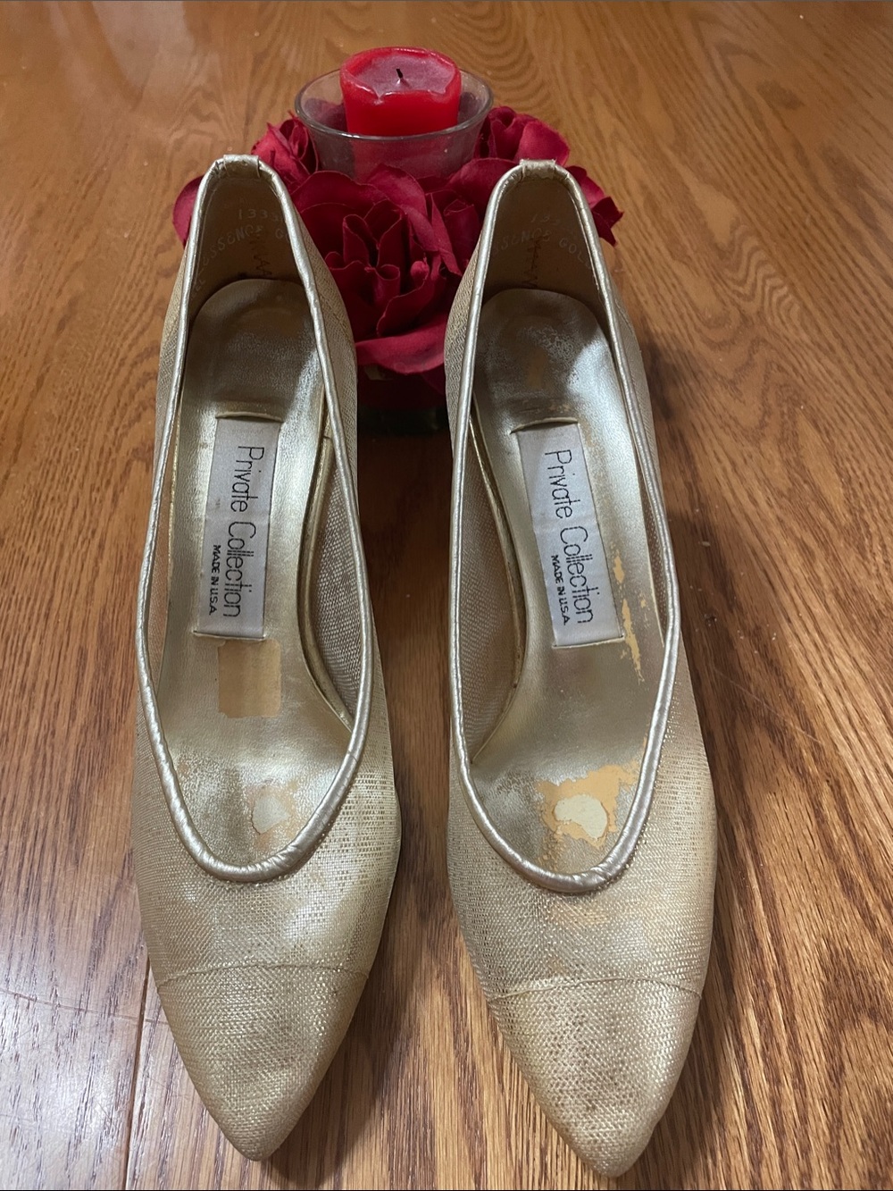 Private Collection Gold Pointed-Toe Women's Heels